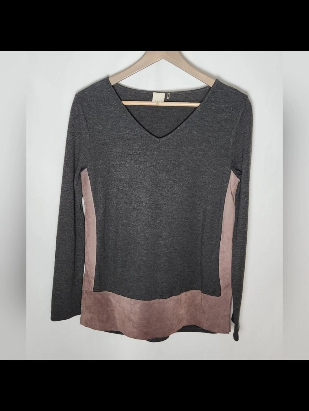 ecru Charcoal V-Neck Long Sleeve Top with Dusty Rose Panels